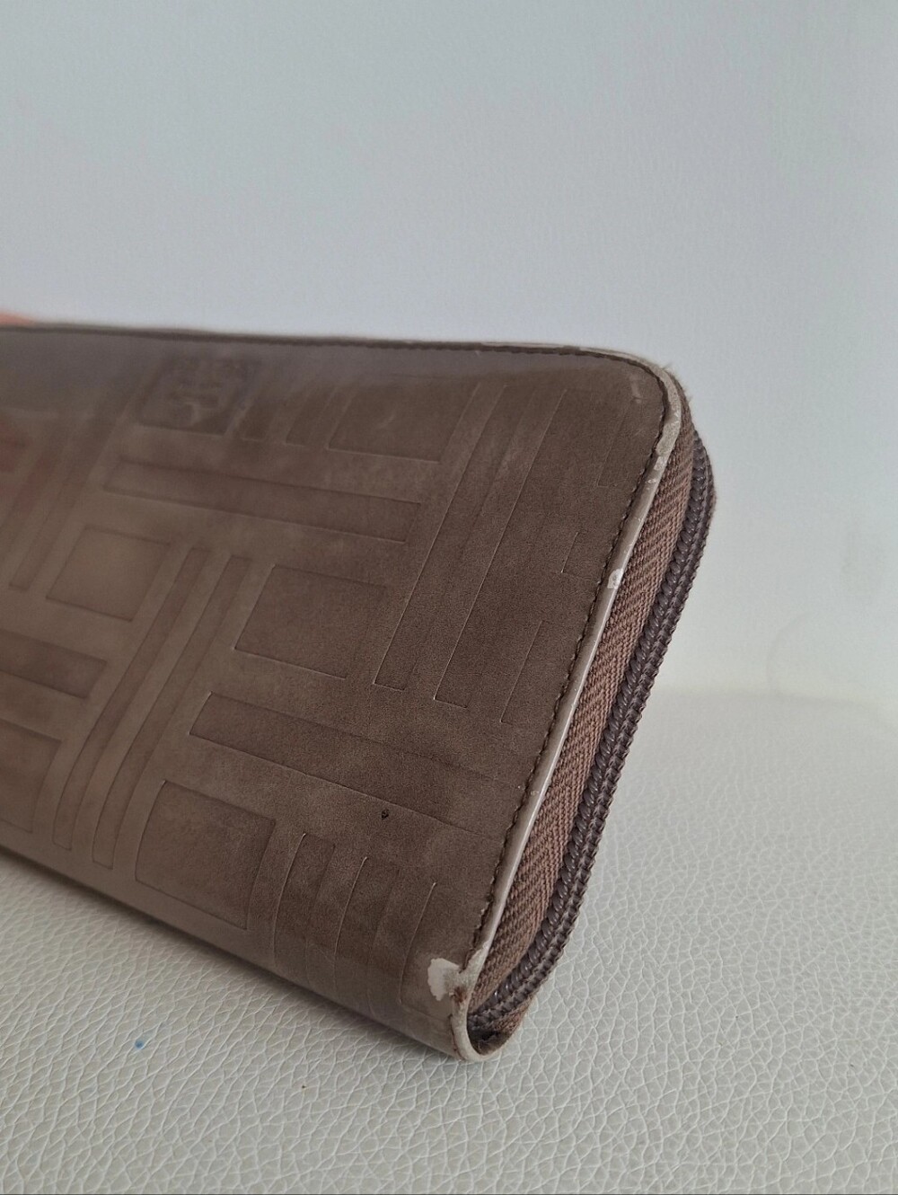 Prada Milano Grey Long Zip Wallet EUC - Picture 6 of 6